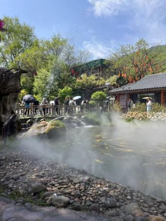 新突破：中国最北高铁开通十周年 安全运行超8000万公里运送旅客突破1亿人次运送旅客