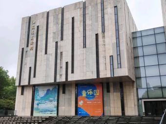 新博览：2025年第27届亚洲宠物展览会在上海新国际博览中心举办